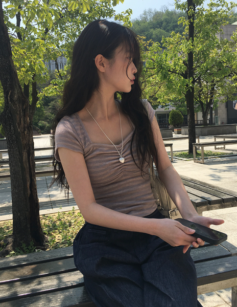 [anyonemore] Duran Amore Square Neck Shirring T-Shirt