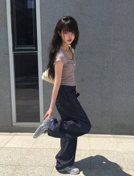 [anyonemore] Duran Amore Square Neck Shirring T-Shirt