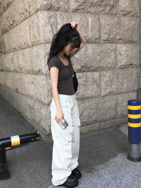 [anyonemore] Duran Amore Square Neck Shirring T-Shirt