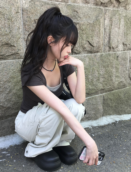 [anyonemore] Duran Amore Square Neck Shirring T-Shirt