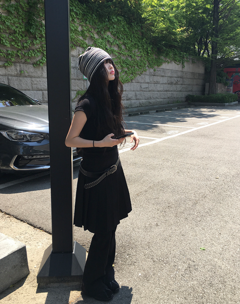 [anyonemore] Duran Amore Square Neck Shirring T-Shirt