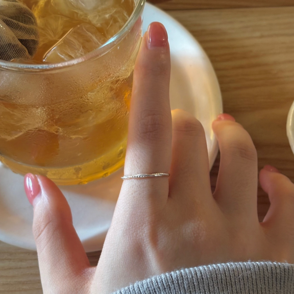 [urbantout] [silver 925] Twisted Stick Ring