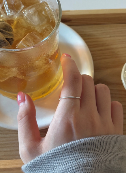 [urbantout] [silver 925] Twisted Stick Ring