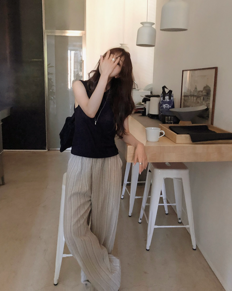 [SLOWAND] ONLY SLOW Summer Sleeveless Knit Top