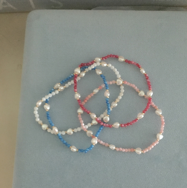 [moat] Candy Heart Beads Bracelet