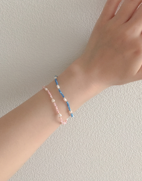 [moat] Candy Heart Beads Bracelet