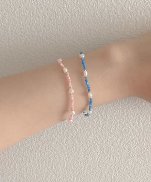 [moat] Candy Heart Beads Bracelet