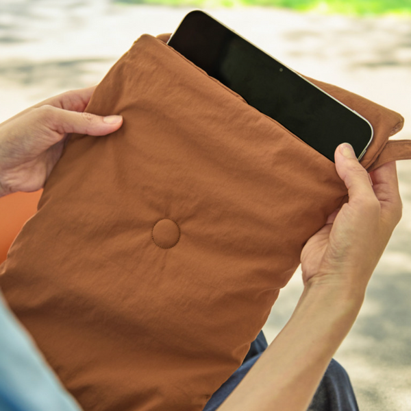 [JOGUMAN STORE] Brachio & Woody Throw Away Picnic Mat & Pouch Set