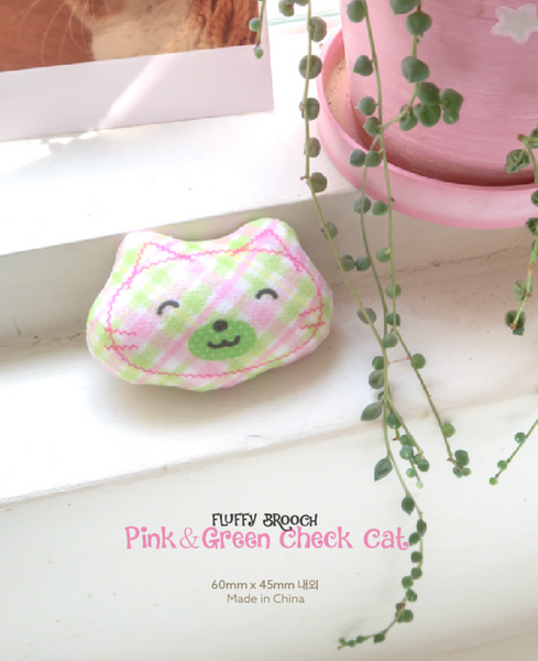 [FLUFFY BROOCH] Pink & Green Check Cat
