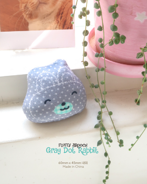[FLUFFY BROOCH] Gray Dot Rabbit