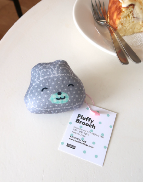 [FLUFFY BROOCH] Gray Dot Rabbit