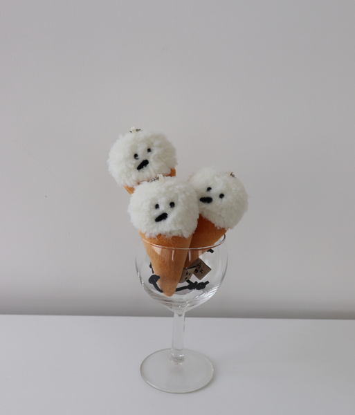 [hozumi] Ice-cream Seiho Keyring