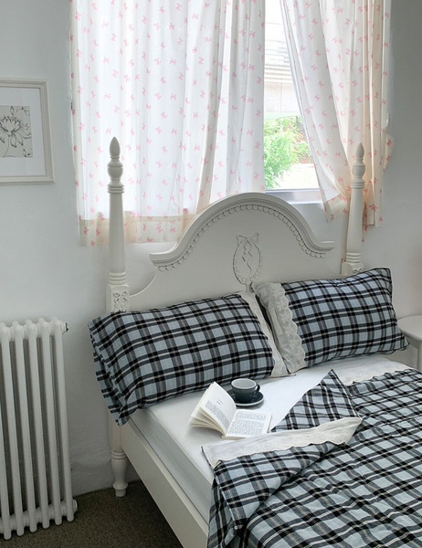 [Beurre Bleu] Alice Pillow Cover