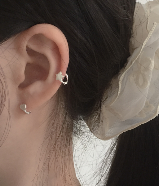 [moat] Tiny Shell Heart Earring (Silver925)