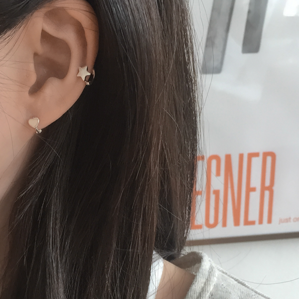 [moat] Tiny Shell Heart Earring (Silver925)