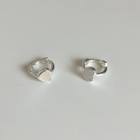 [moat] Tiny Shell Heart Earring (Silver925)