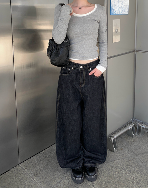 [anyonemore] Charin Deep Uneck Two Way Layered T-Shirt