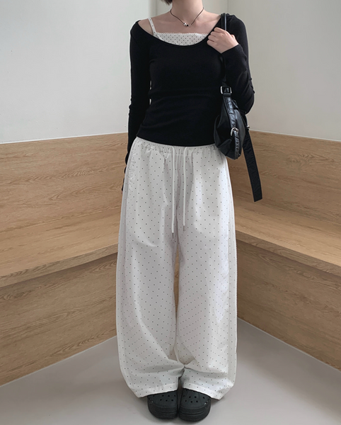 [anyonemore] Charin Deep Uneck Two Way Layered T-Shirt