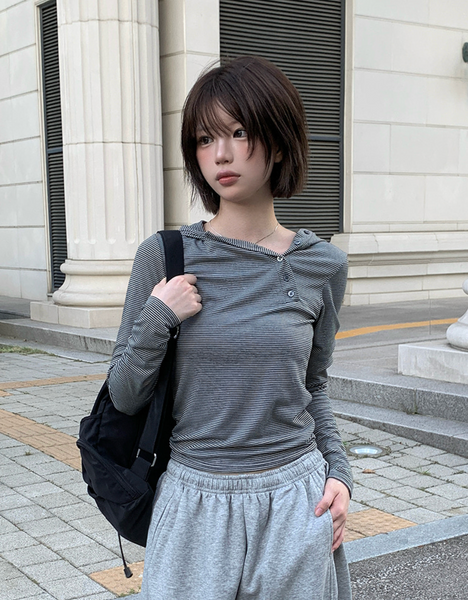 [anyonemore] Rhythm Diagonal Unbalanced Button Hood Long Sleeved T-Shirt