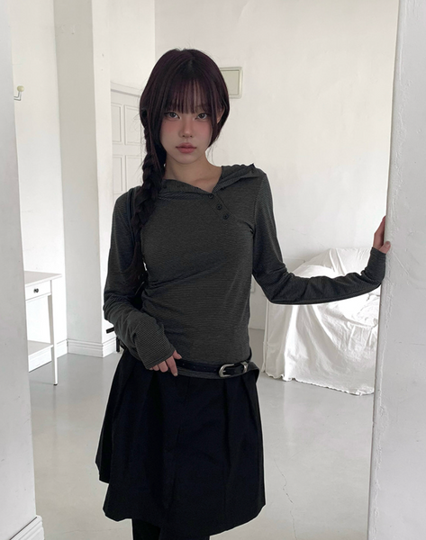 [anyonemore] Rhythm Diagonal Unbalanced Button Hood Long Sleeved T-Shirt