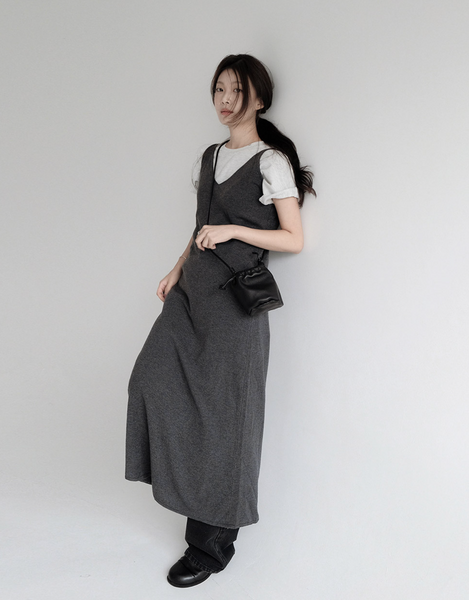 [SLOWAND] ONLY SLOW Balance Soft Warm Peach Napping T-shirt