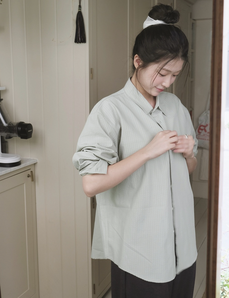 [SLOWAND] #SLOWMADE Quit Soft Tone Stripe Shirt