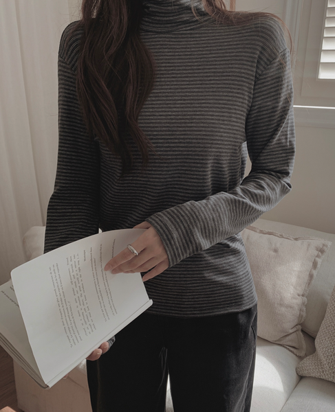 [SLOWAND] #SLOWMADE. Turtleneck & Stripe Turtleneck T-shirt
