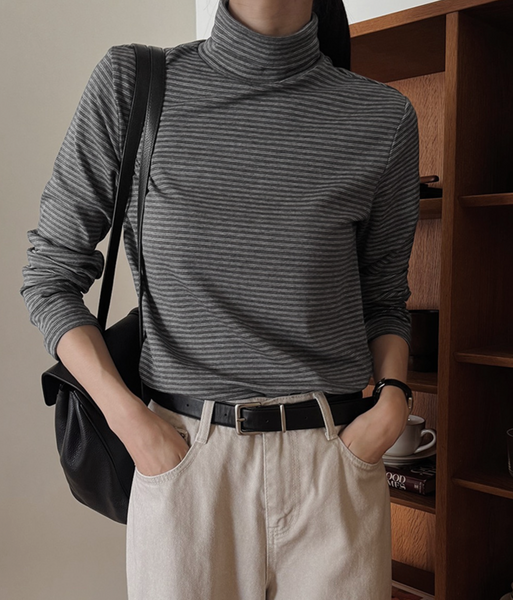 [SLOWAND] #SLOWMADE. Turtleneck & Stripe Turtleneck T-shirt