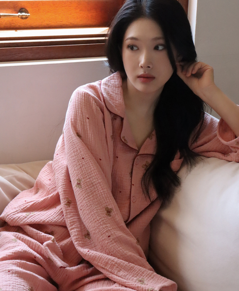 [Juuneedu] Mandy Bear Crinkle Cotton Long Sleeve Pajamas (3colours)