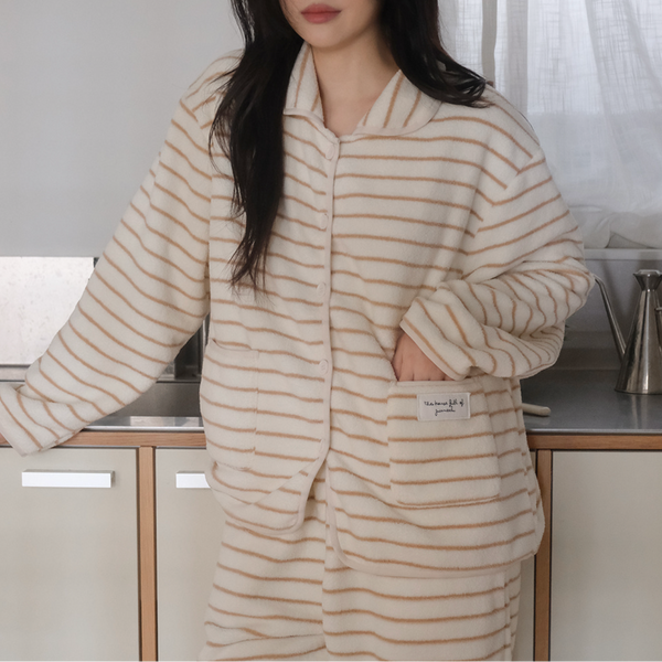 [Juuneedu] Jeu House Strip Sleep Jogger Pajama Set