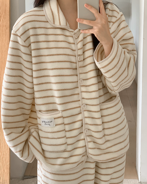 [Juuneedu] Jeu House Strip Sleep Jogger Pajama Set