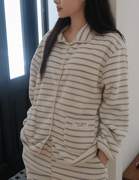 [Juuneedu] Jeu House Strip Sleep Jogger Pajama Set