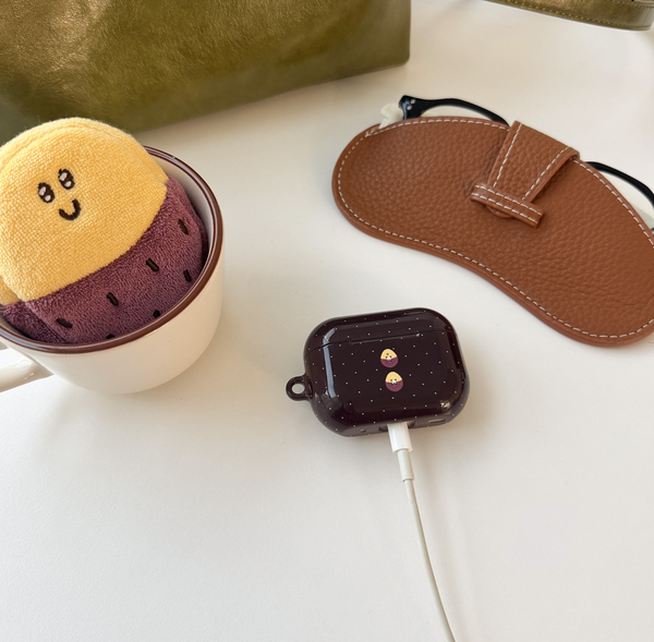 [second morning] Dot Button Airpods Case