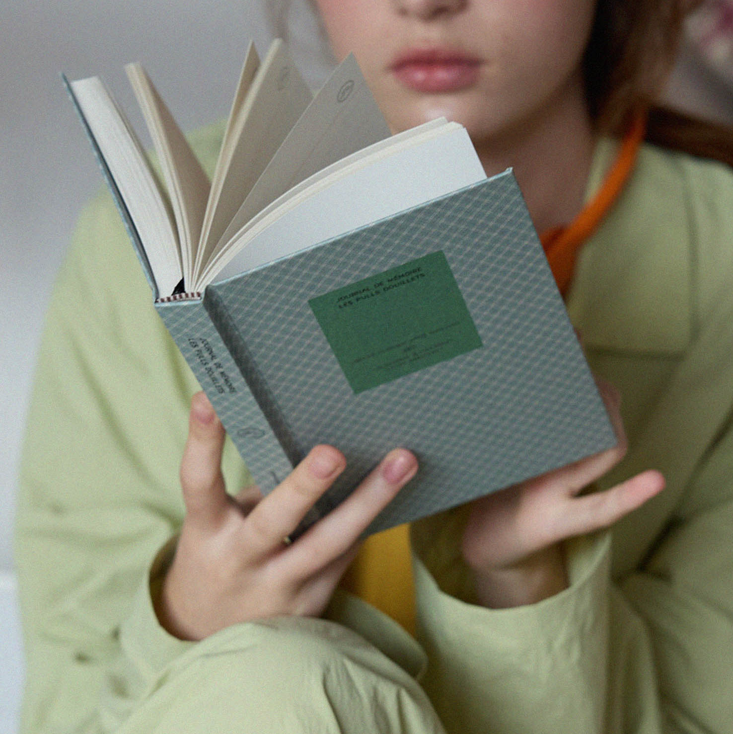 [HOTEL PARIS CHILL] 26 Old Book Journal (Fountain)