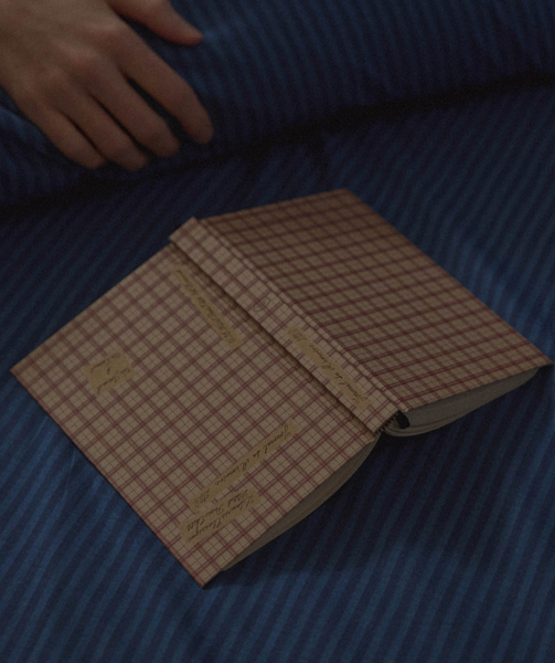 [HOTEL PARIS CHILL] 26 Old Book Journal (Redwood)