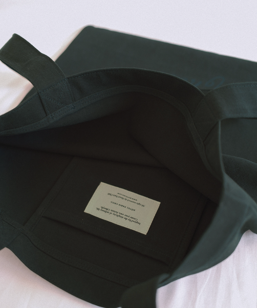 [HOTEL PARIS CHILL] Poétique Shoulder Bag (Black Leaf)