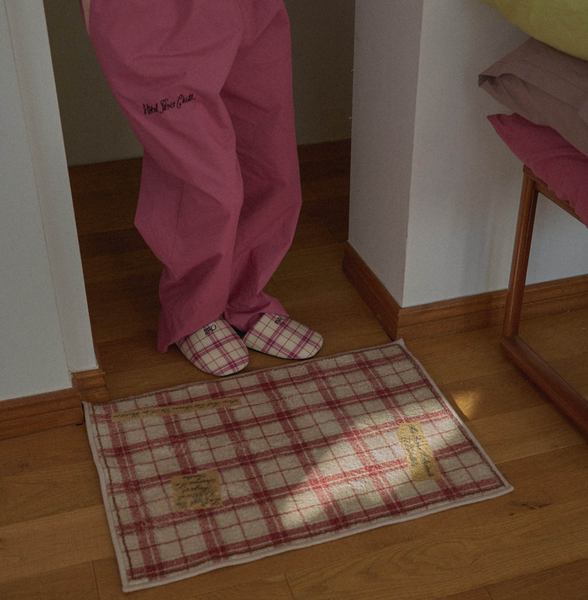 [HOTEL PARIS CHILL] Standby Slippers (Redwood)