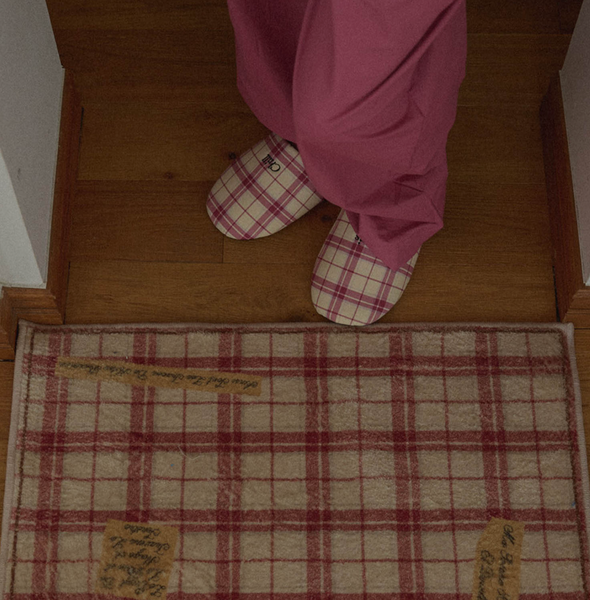 [HOTEL PARIS CHILL] Standby Slippers (Redwood)