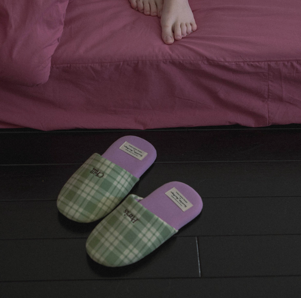 [HOTEL PARIS CHILL] Standby Slippers (Evergreen)