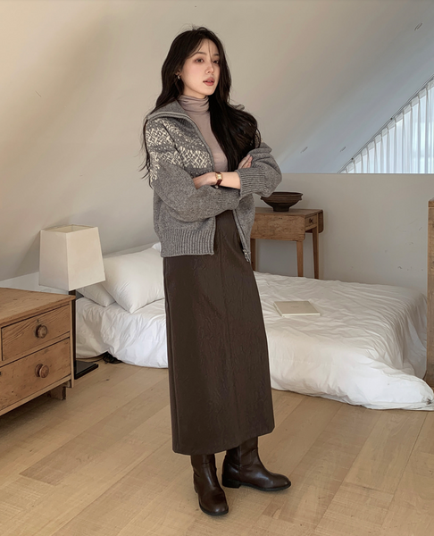 [SLOWAND] ONLYSLOW Nordic Thick High-Neck Knitwear Zip-Up