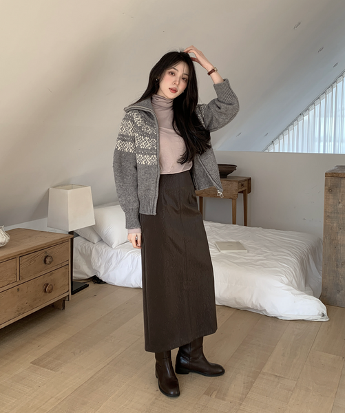 [SLOWAND] ONLYSLOW Nordic Thick High-Neck Knitwear Zip-Up