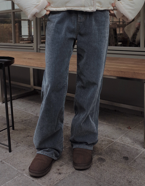 [SLOWAND] # SLOWMADE Light Warm Velvet Napping Straight Fit Denim Pants