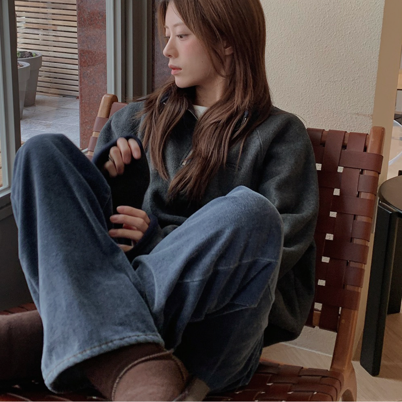 [SLOWAND] # SLOWMADE Light Warm Velvet Napping Straight Fit Denim Pants