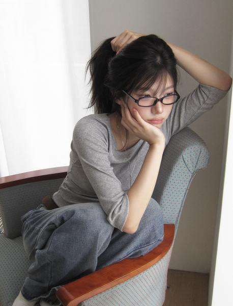 [MODIMOOD] Momu Basic Daily Slim Neck T-shirt