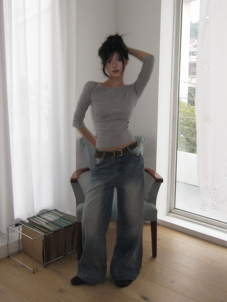 [MODIMOOD] Momu Basic Daily Slim Neck T-shirt