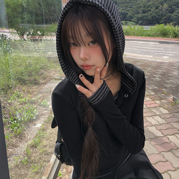 [MODIMOOD] Novin Colour Snap Hood Button T-Shirt