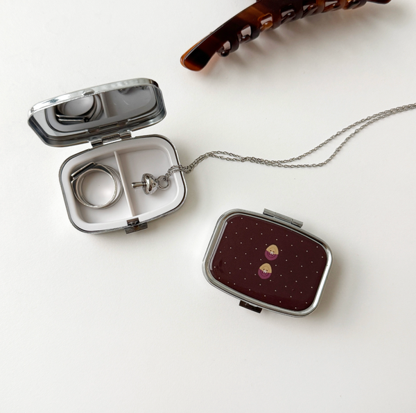 [second morning] Dot Semo Button Tin Case