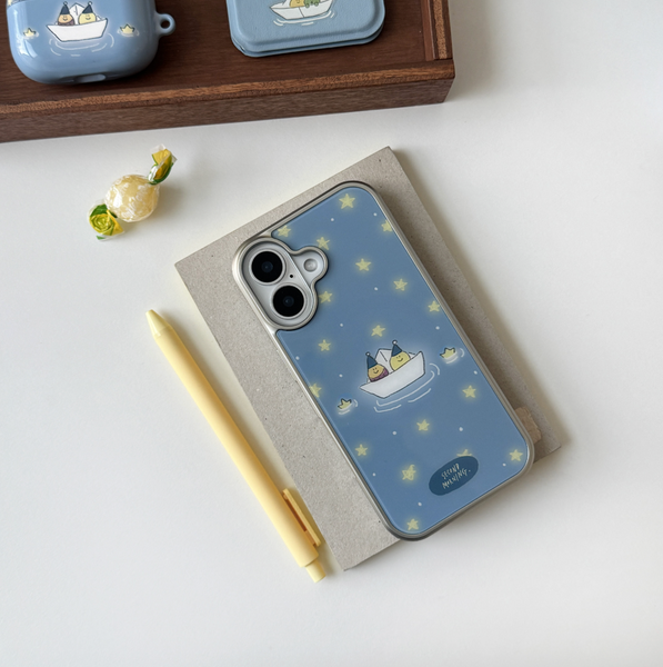 [second morning] Paper Boat MagSafe Silver Case