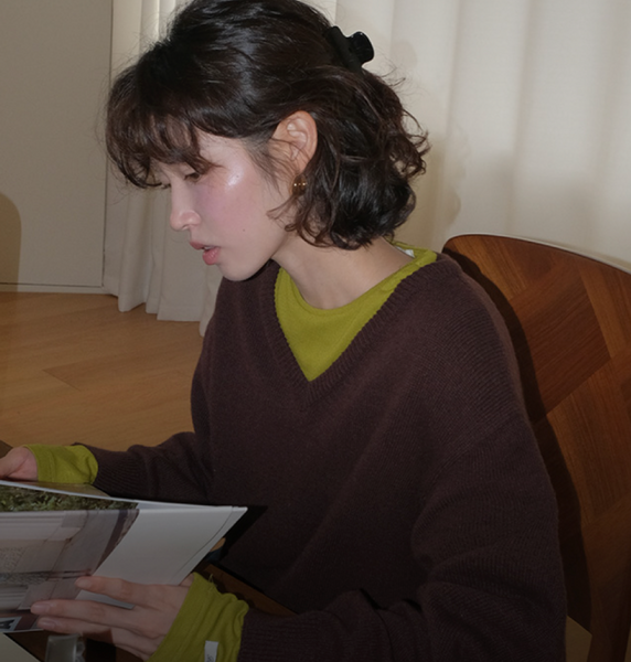 [FROM BEGINNING][MADE] Mercy Basic V-Neck Knitwear