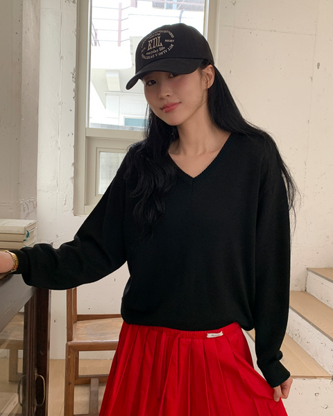 [FROM BEGINNING][MADE] Mercy Basic V-Neck Knitwear